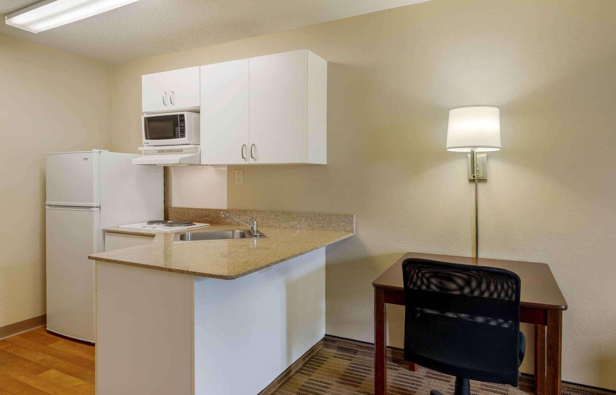 Extended Stay America Select Suites - Atlanta - Alpharetta - Rock Mill Rd Екстериор снимка